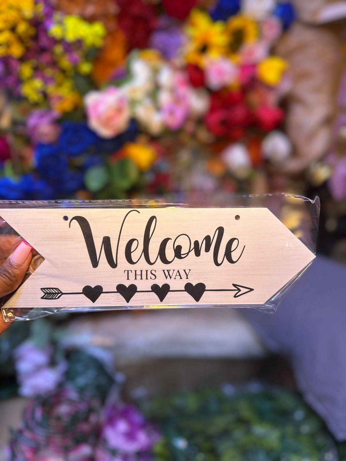 Welcome Wall Hanging door Sign with Rope
