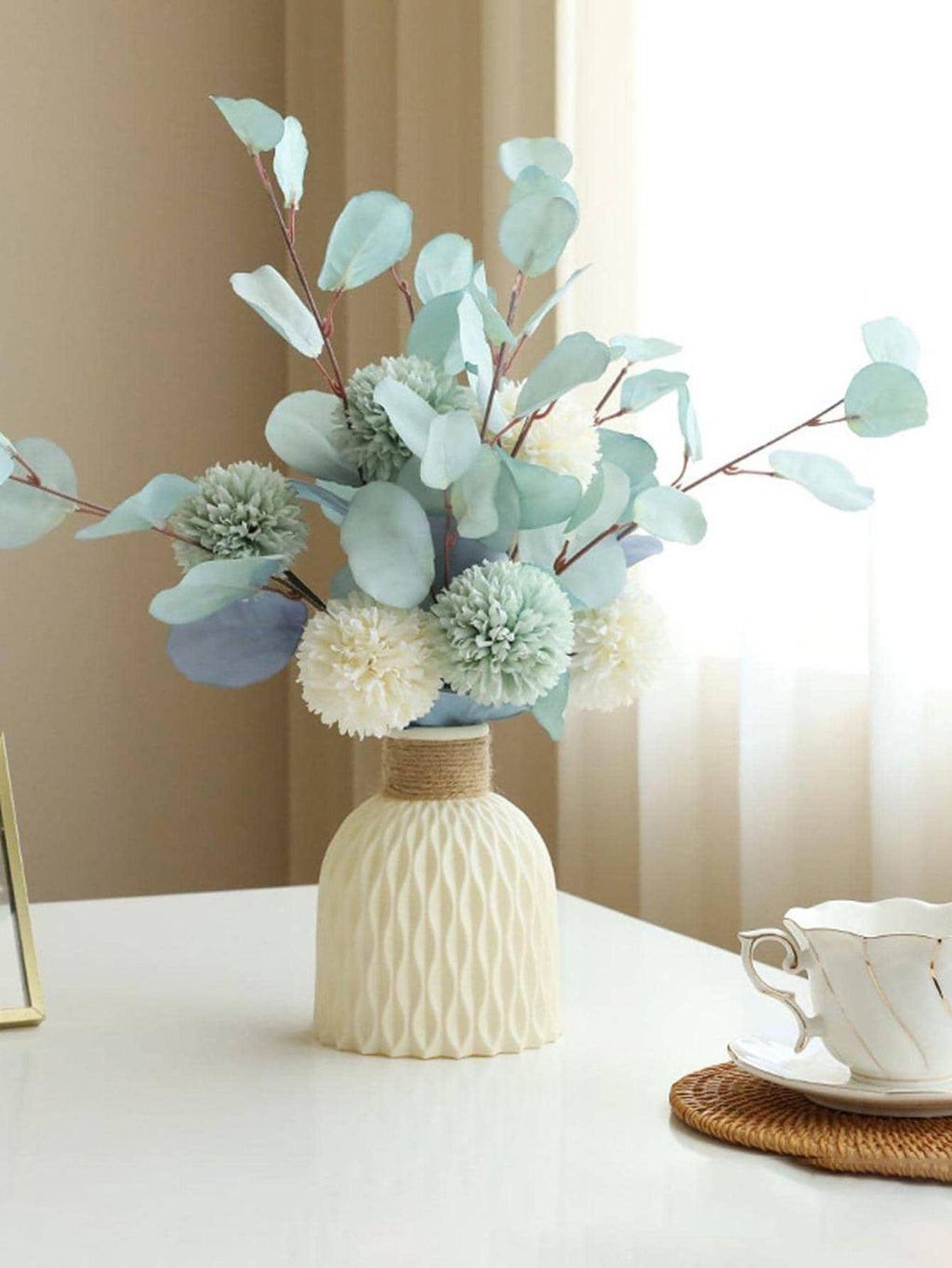 Female Figure plastic Vase 15cm - Modern Decorative Flower Vase