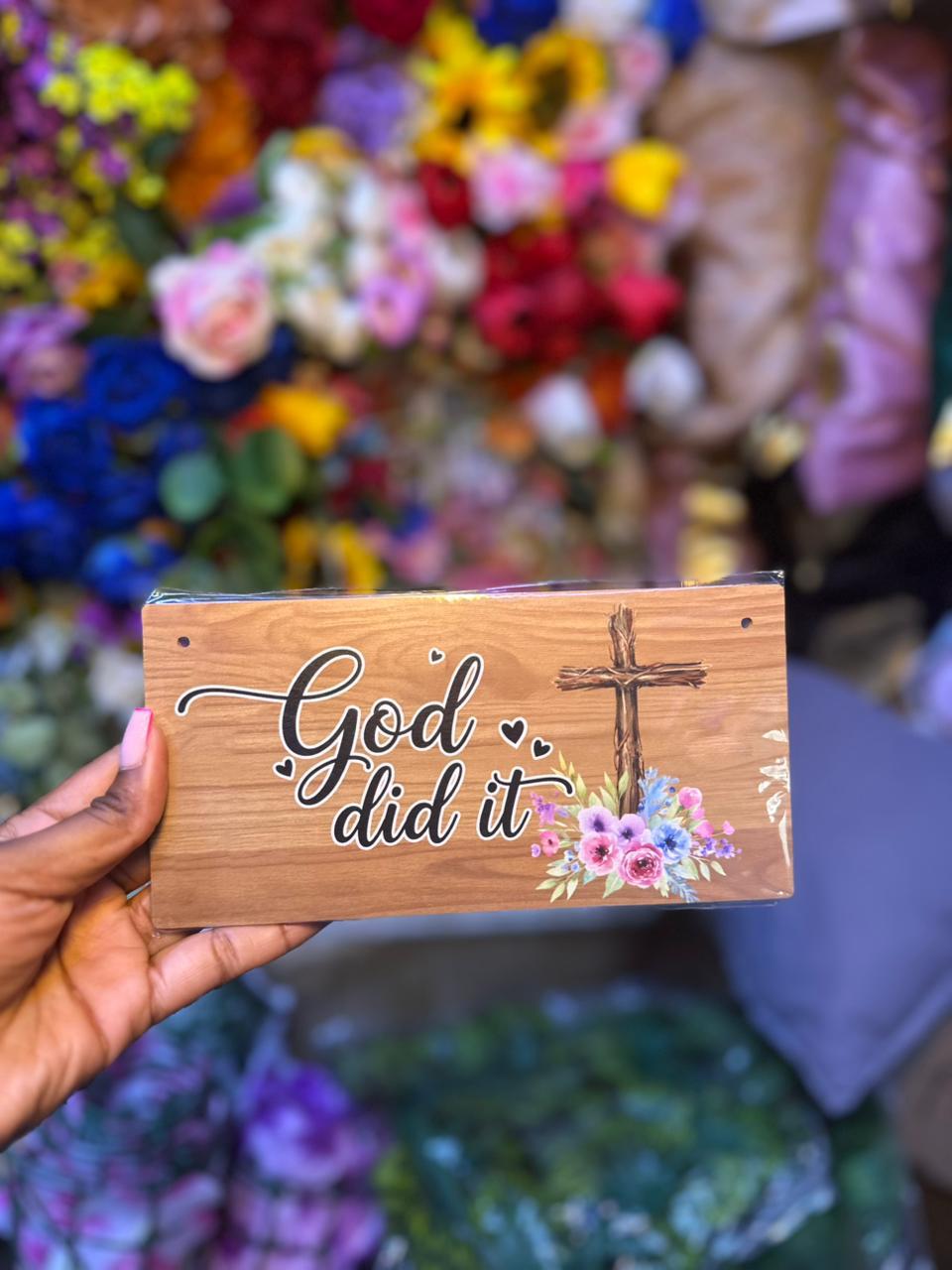 God Did It Wall Hanging Sign with Rope